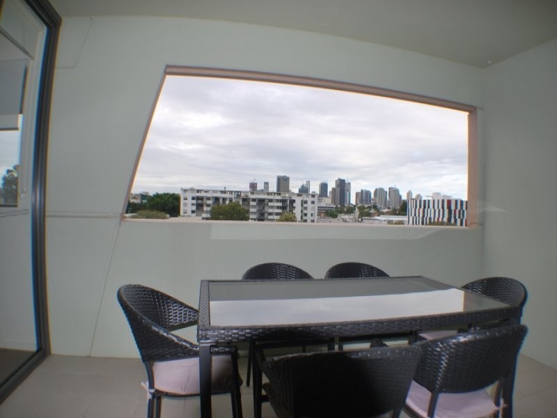 8 Musgrave St, West End QLD 4101