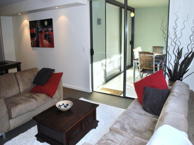 8 Musgrave St, West End QLD 4101