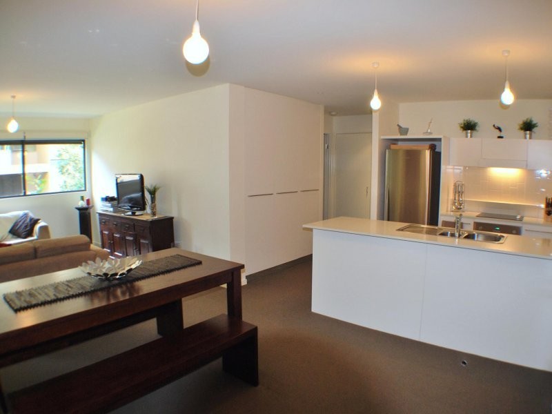 8 Musgrave St, West End QLD 4101