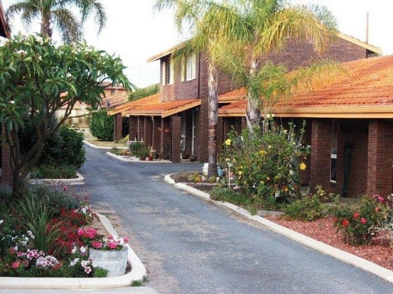 23 Creery Street, Dudley Park WA 6210