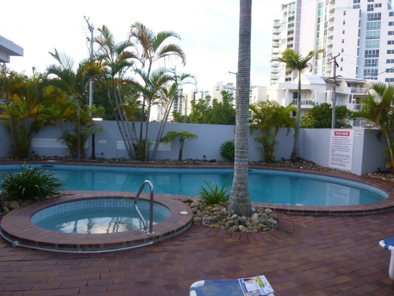 12 Whiting Street, Labrador QLD 4215