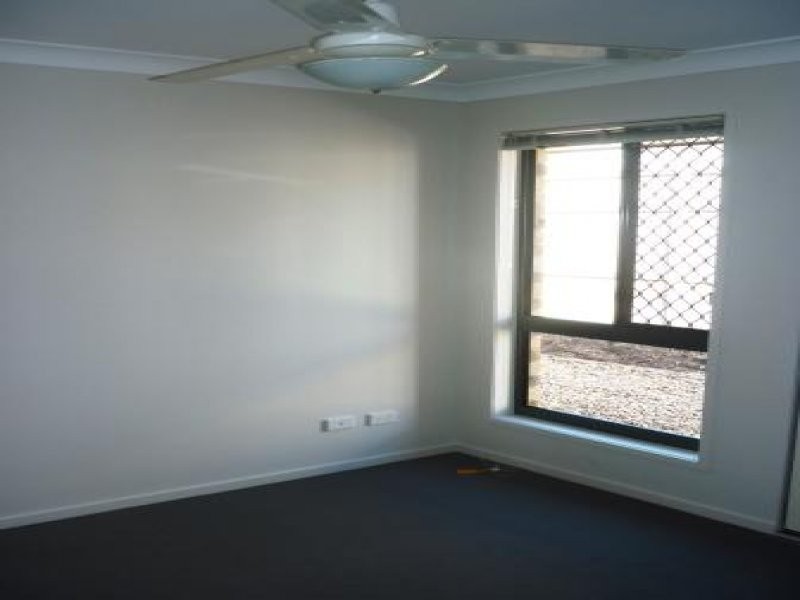 13 Mia Court, Kawungan QLD 4655