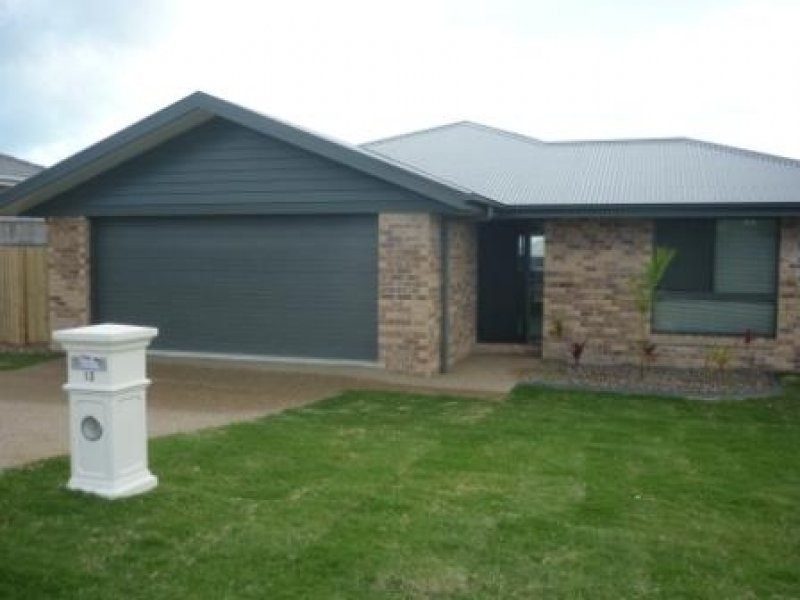 13 Mia Court, Kawungan QLD 4655
