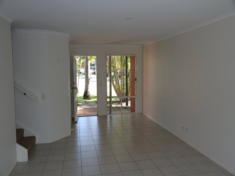 643 Pine Ridge Road, Coombabah QLD 4216