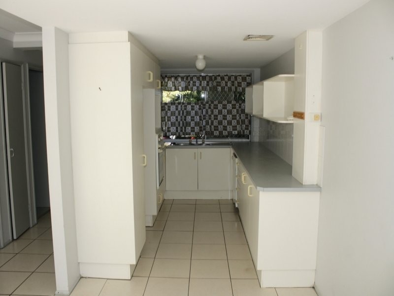 1 Resort Drive, Robina QLD 4226