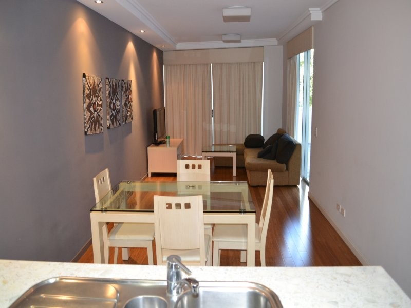 22 Barry Pde, Fortitude Valley QLD 4006