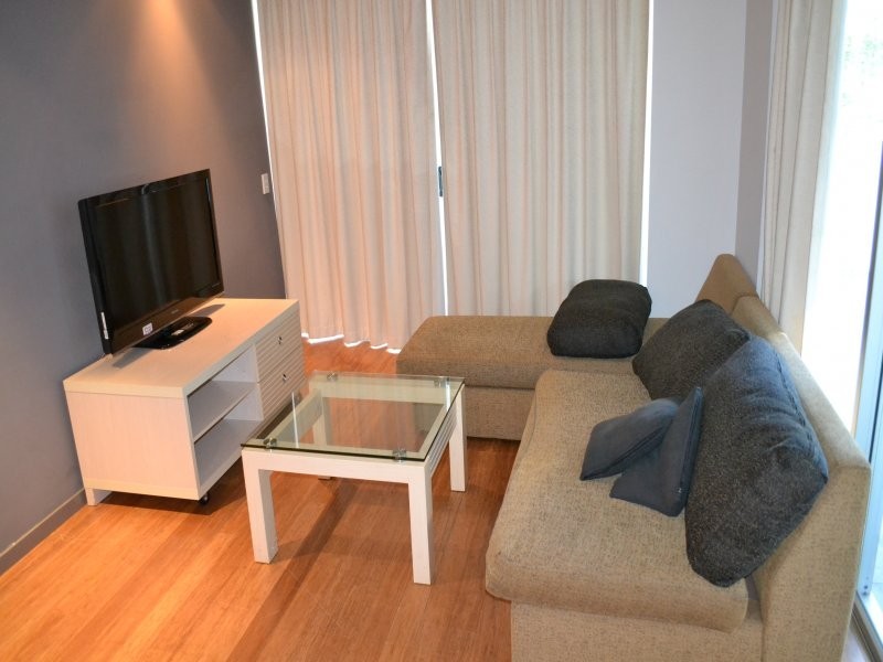 22 Barry Pde, Fortitude Valley QLD 4006