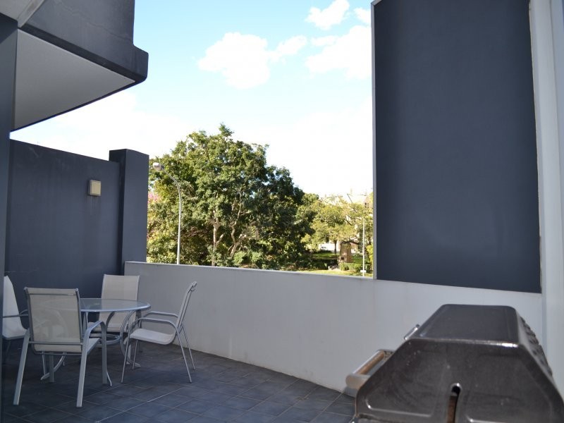 22 Barry Pde, Fortitude Valley QLD 4006