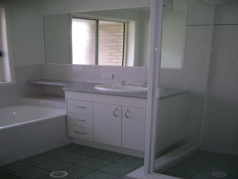 69 Kununurra Cres, Shailer Park QLD 4128