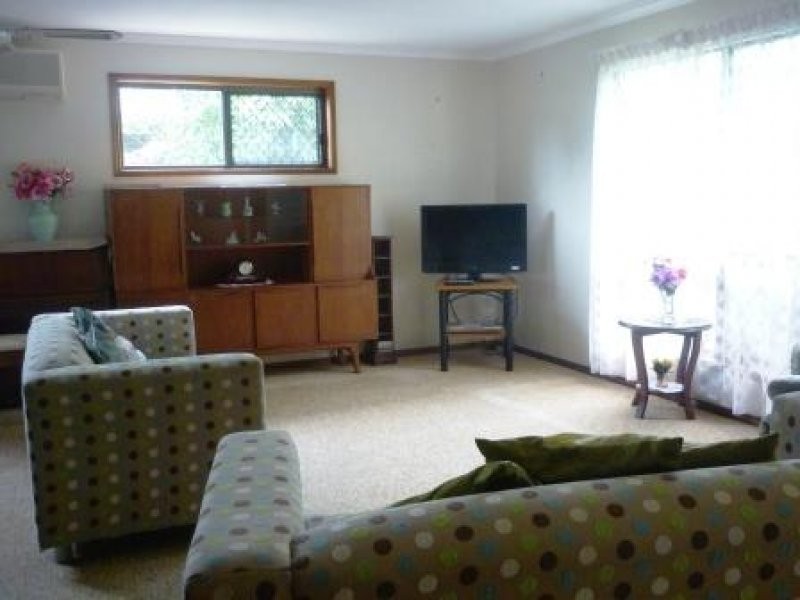 39 William, Urangan QLD 4655