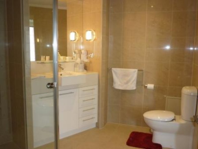 569 The Esplanade, Urangan QLD 4655