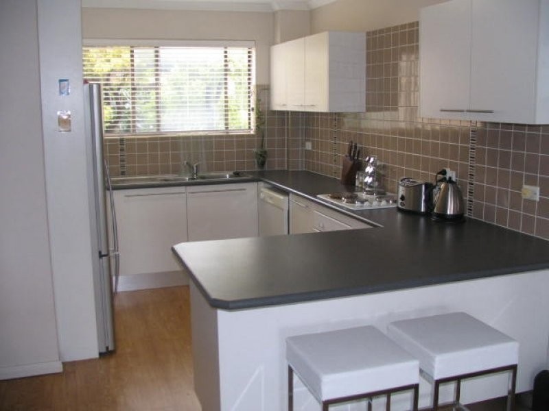 111 Markeri Street, Mermaid Waters QLD 4218