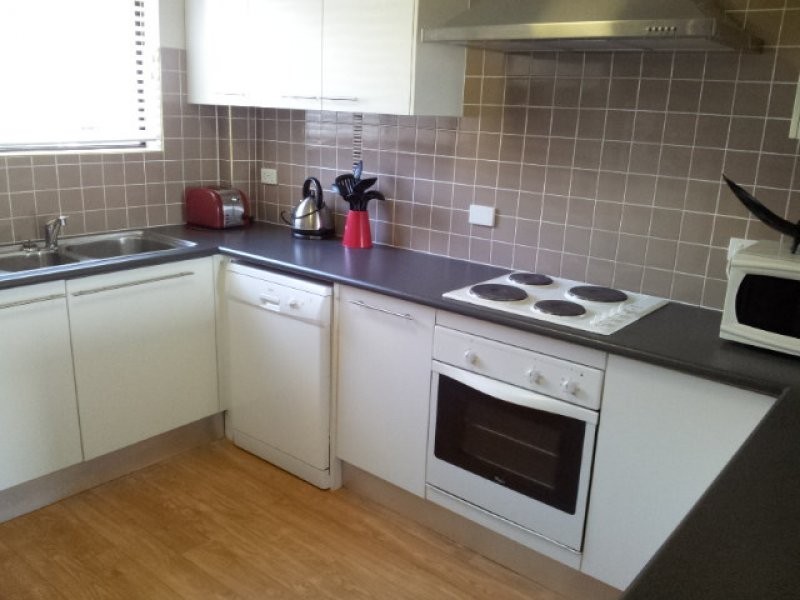 111 Markeri Street, Mermaid Waters QLD 4218