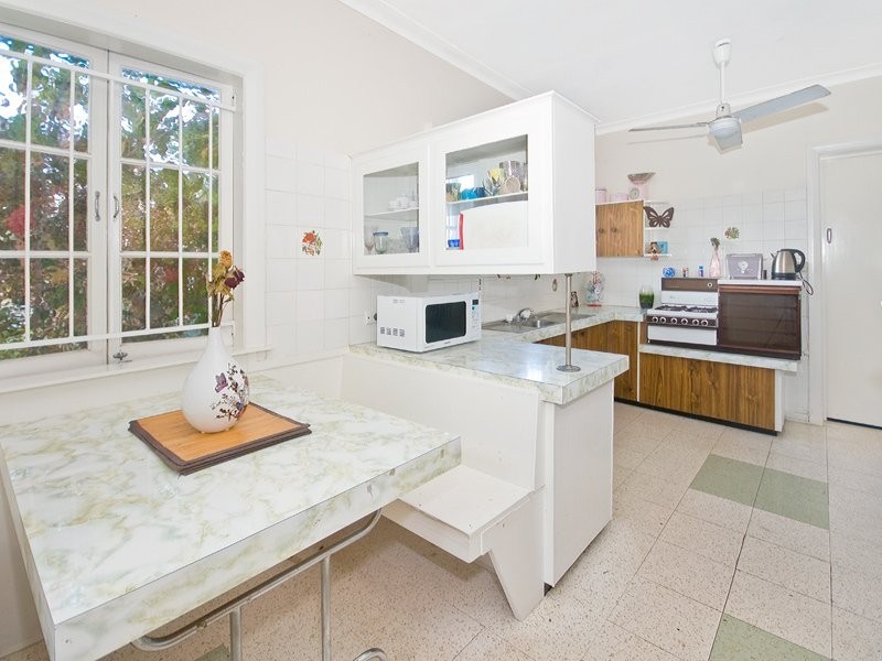 110 Creek Road, Mount Gravatt East QLD 4122