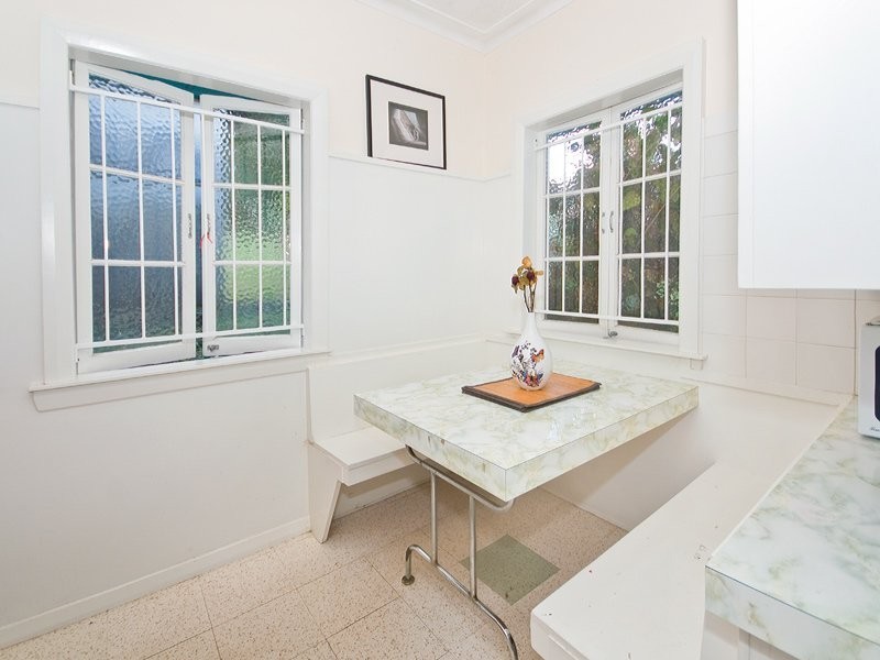 110 Creek Road, Mount Gravatt East QLD 4122