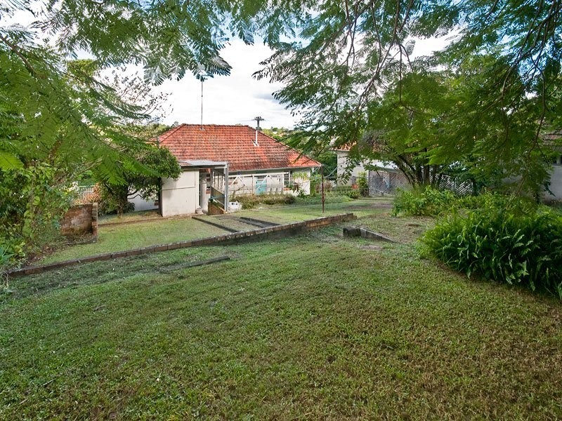 110 Creek Road, Mount Gravatt East QLD 4122