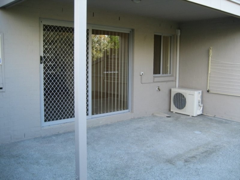 2 Toohey Street, Pacific Pines QLD 4211