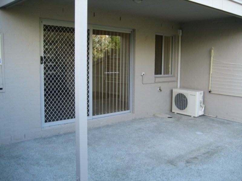 2 Toohey Street, Pacific Pines QLD 4211