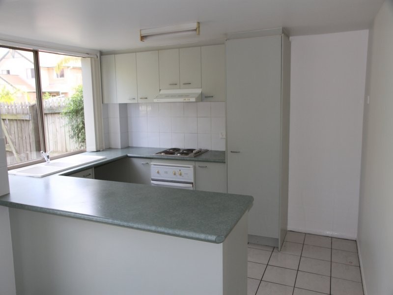 643 Pine Ridge Road, Biggera Waters QLD 4216