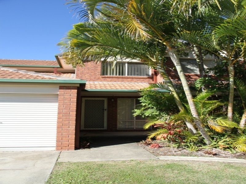 643 Pine Ridge Road, Biggera Waters QLD 4216