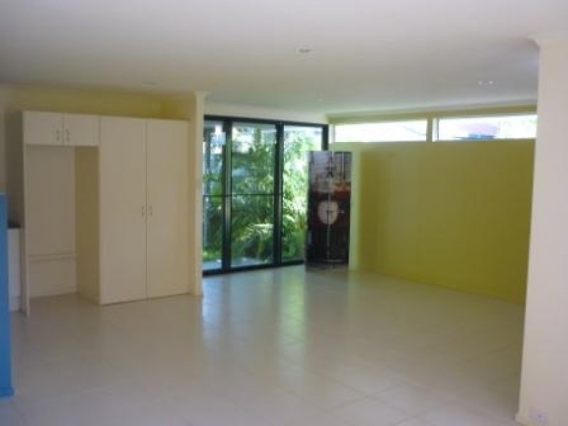 23 Leslie Lane, Scarness QLD 4655