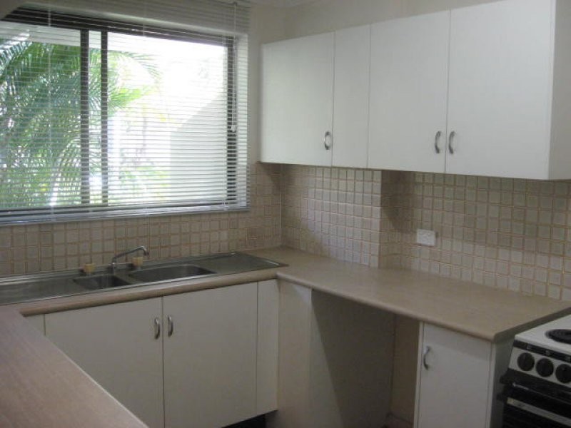 111 Markeri Street, Mermaid Waters QLD 4218