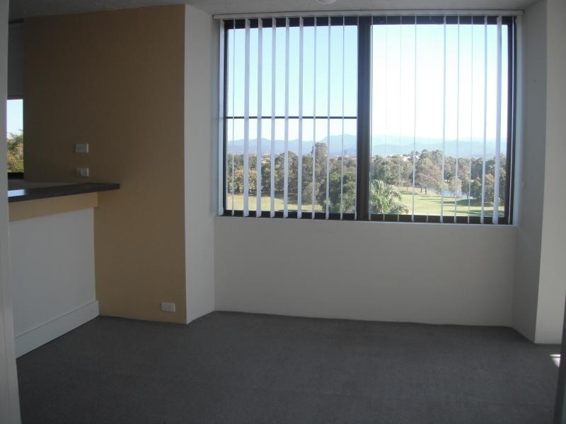 11 FAIRWAY DRIVE, Clear Island Waters QLD 4226