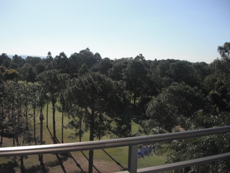 11 FAIRWAY DRIVE, Clear Island Waters QLD 4226