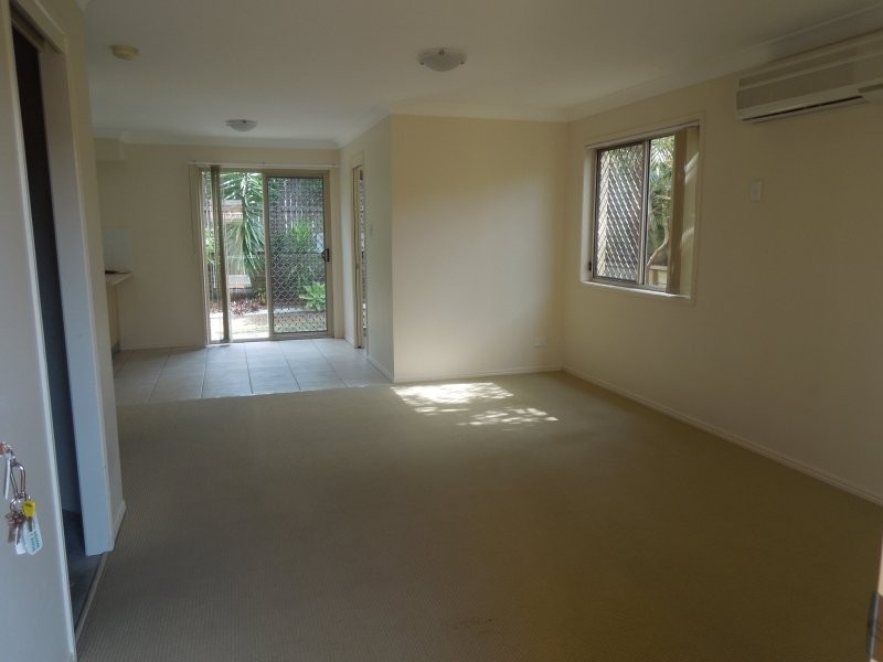 43 Johnston Street, Carina QLD 4152