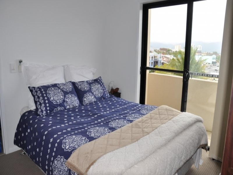 93-95 McLeod Street, Cairns QLD 4870