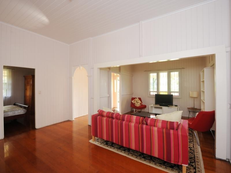 7 Rollo Street, Gladstone QLD 4680