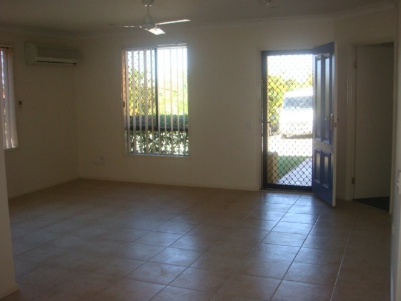 20 BROWN STREET, Labrador QLD 4215