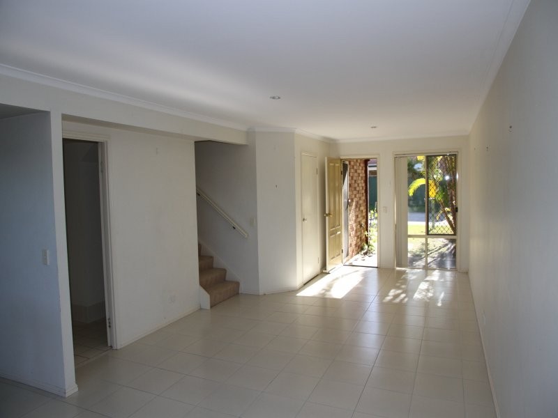 643 Pine Ridge Road, Coombabah QLD 4216