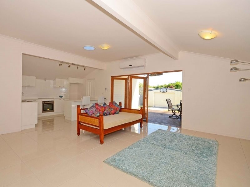 24 View Street, Torquay QLD 4655