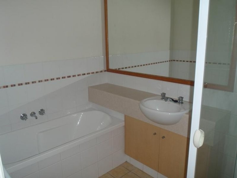 64 Gilston Road, Nerang QLD 4211