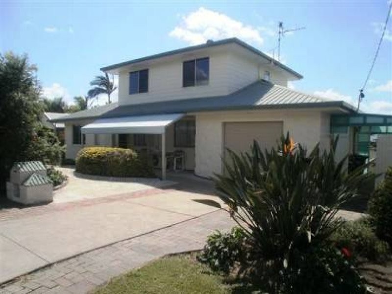 12 Tenimby St, Pialba QLD 4655
