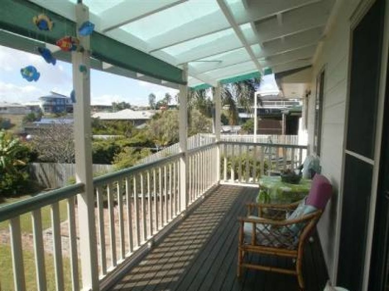 12 Tenimby St, Pialba QLD 4655