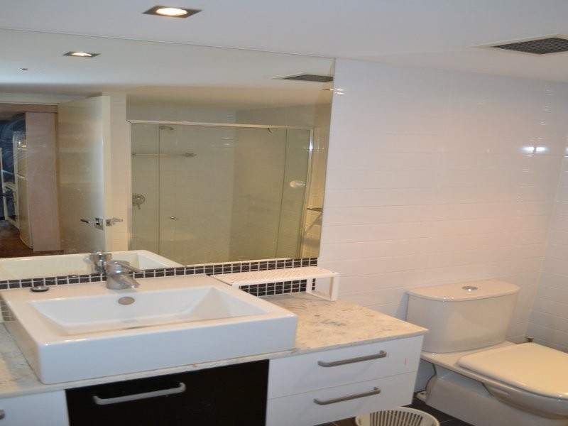 22 Barry Pde, Fortitude Valley QLD 4006