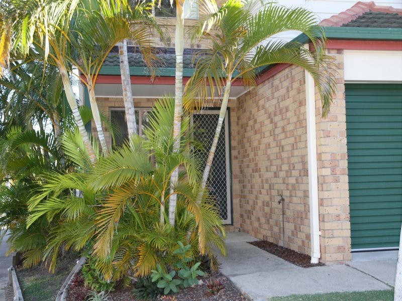 643 Pine Ridge Road, Biggera Waters QLD 4216