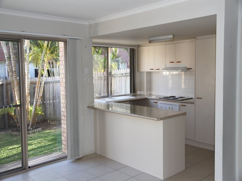 643 Pine Ridge Road, Biggera Waters QLD 4216