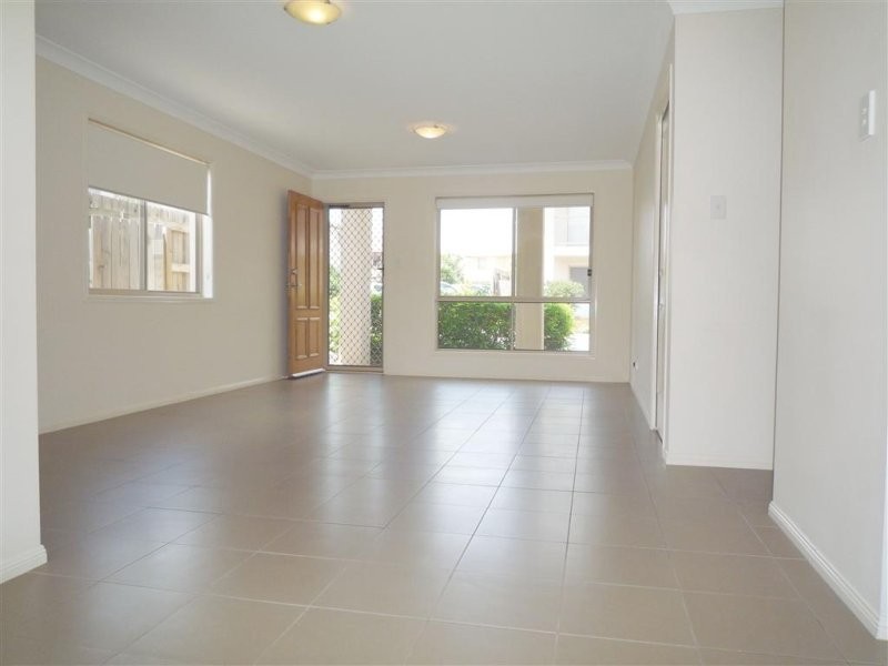 66 Johnston Street, Carina QLD 4152