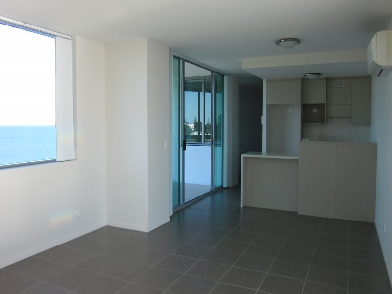 14 Oxley Ave, Woody Point QLD 4019