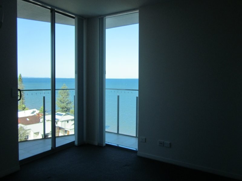 14 Oxley Ave, Woody Point QLD 4019