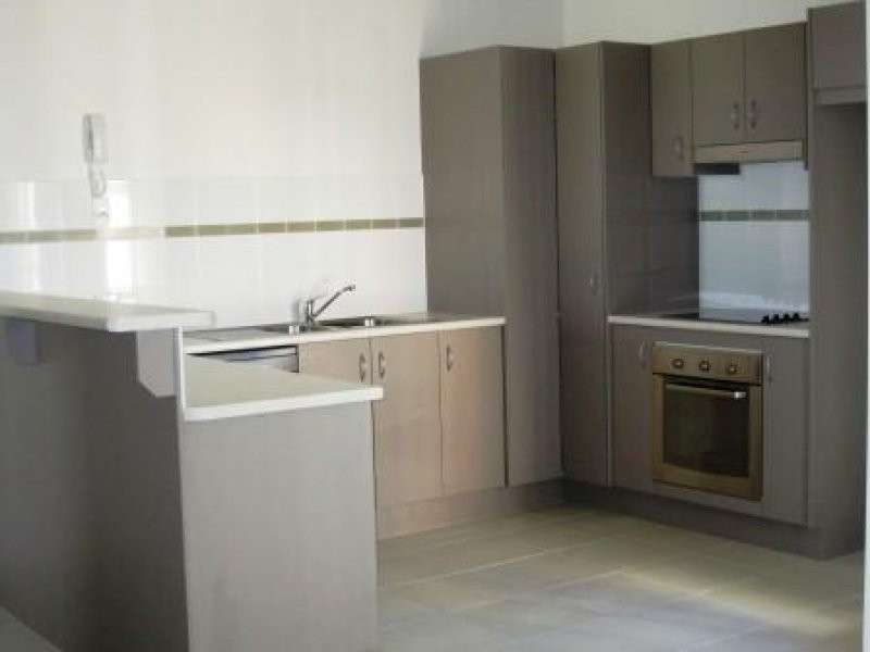 2 Toohey Street, Pacific Pines QLD 4211