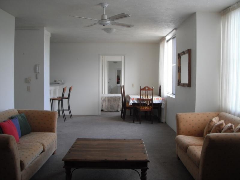 13 FAIRWAY DRIVE, Clear Island Waters QLD 4226