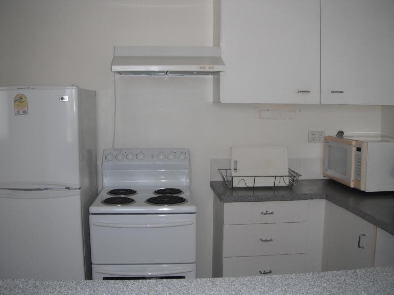 13 FAIRWAY DRIVE, Clear Island Waters QLD 4226