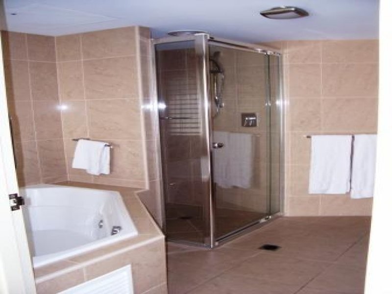 569 The Esplanade, Urangan QLD 4655