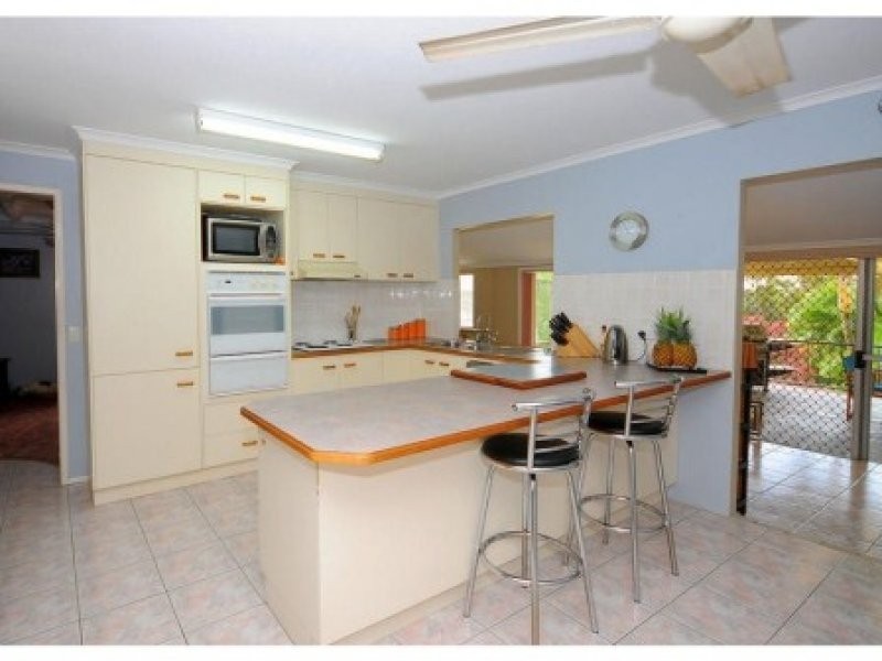 7 Jacaranda Drive, Torquay QLD 4655