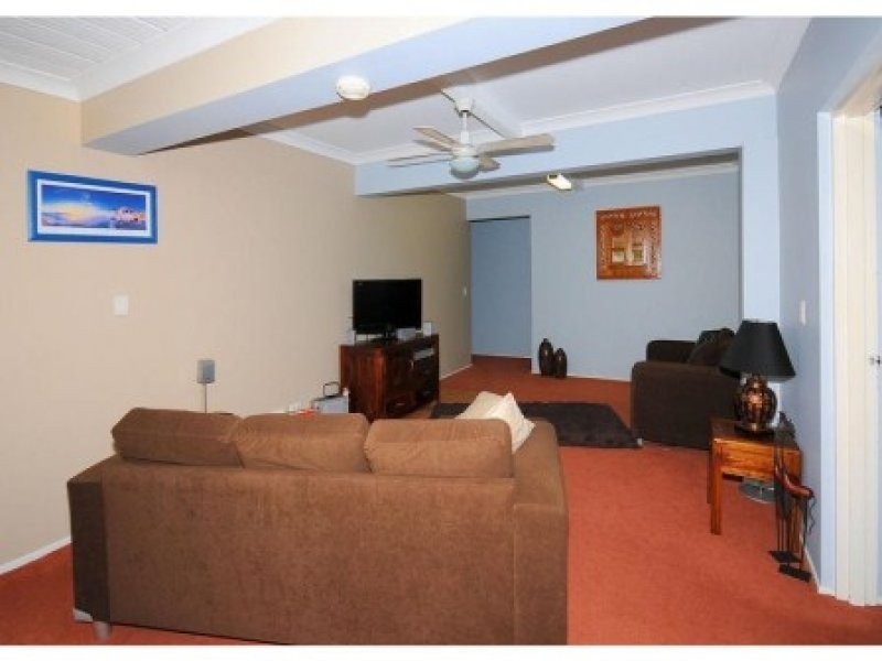 7 Jacaranda Drive, Torquay QLD 4655