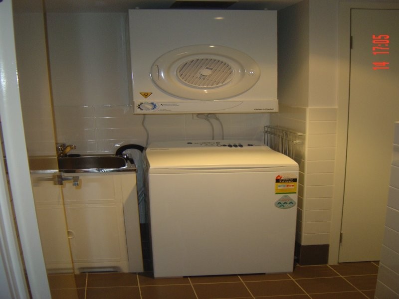 22 Barry Pde, Fortitude Valley QLD 4006